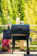 Traeger Tailgater 20 Portable Wood Pellet Grill & Smoker - 300 Sq In with Foldable Legs & Digital Arc Controller - TFB30KLF - Image 7